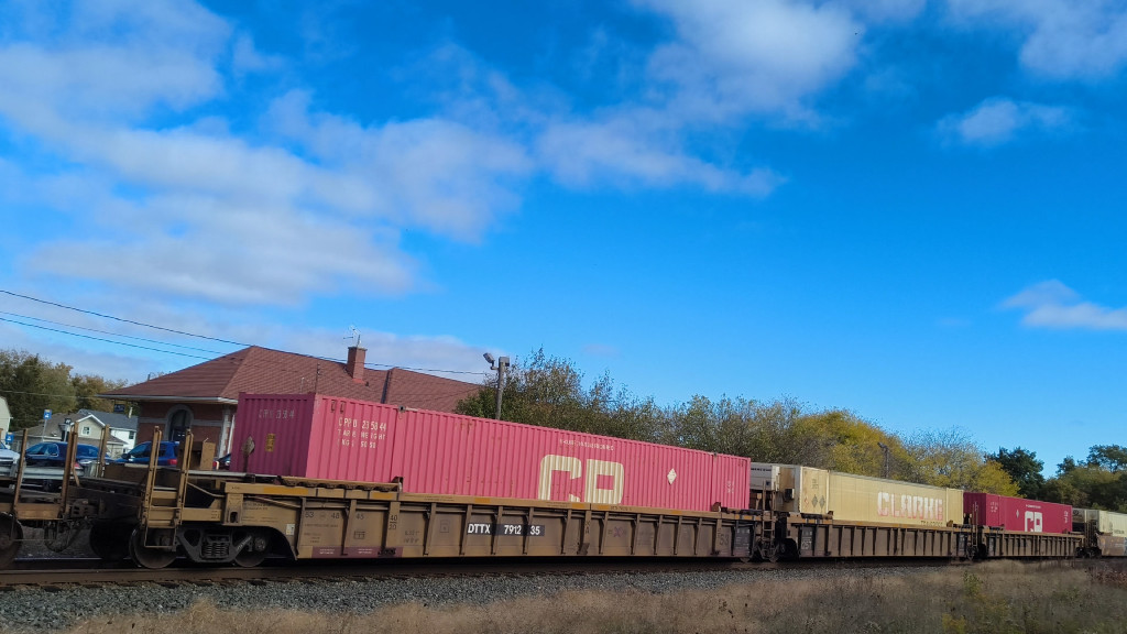 DTTX 791235 (Triple Well Car Altogther)